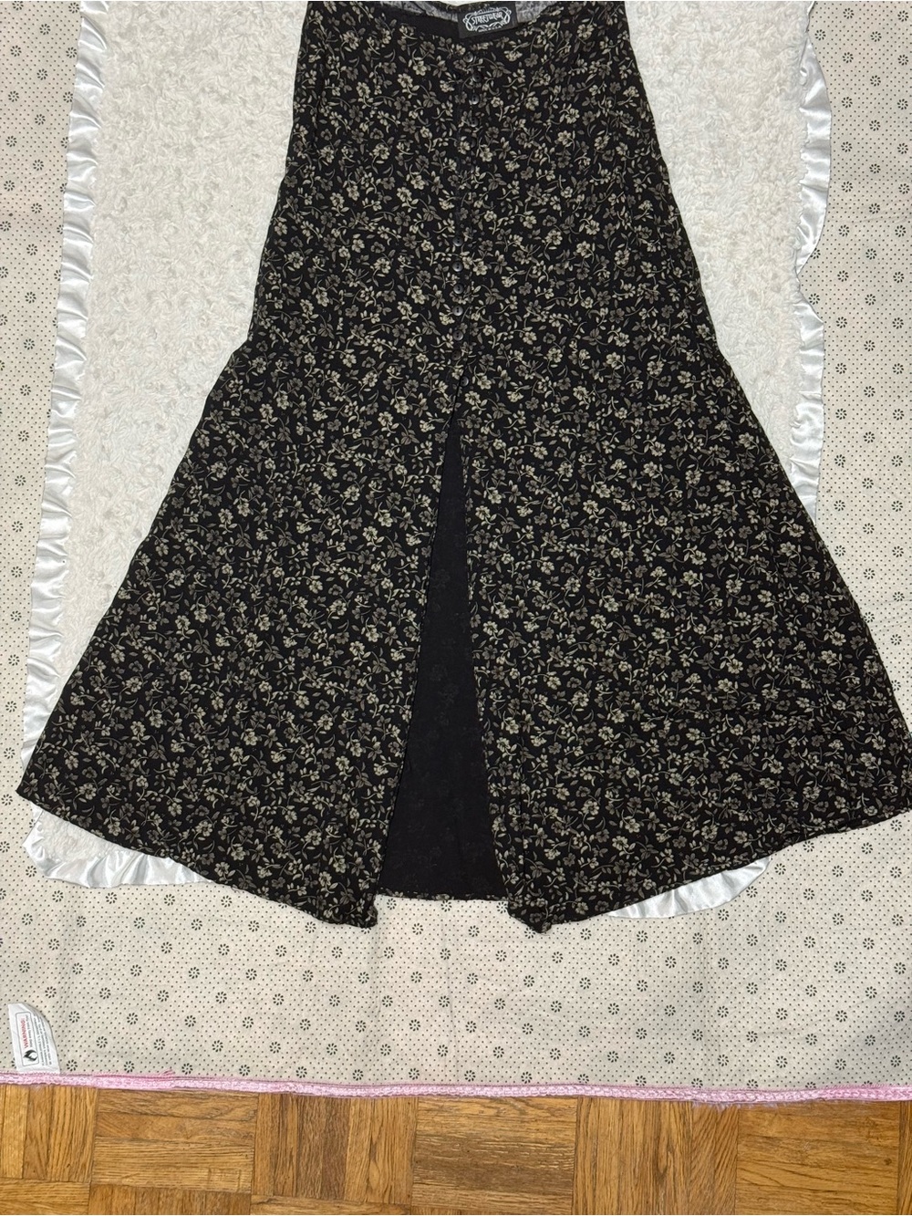 Streetwear Society Black Maxi Skirt with Beige Floral Print